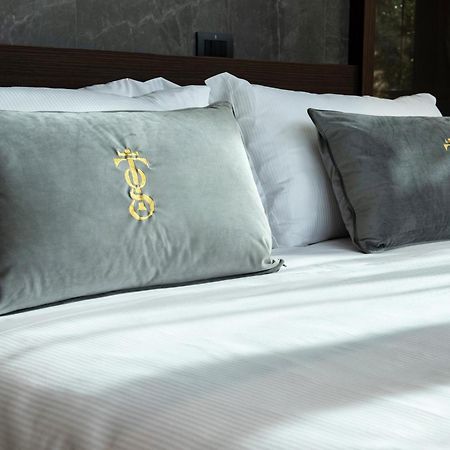 Gold Tower Lifestyle Hotel Napoli Esterno foto