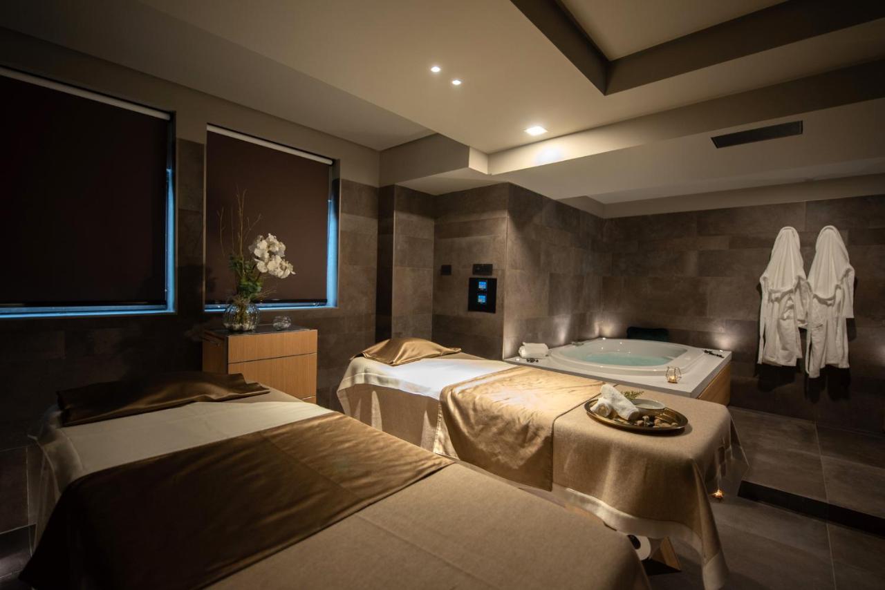 Gold Tower Lifestyle Hotel Napoli Esterno foto