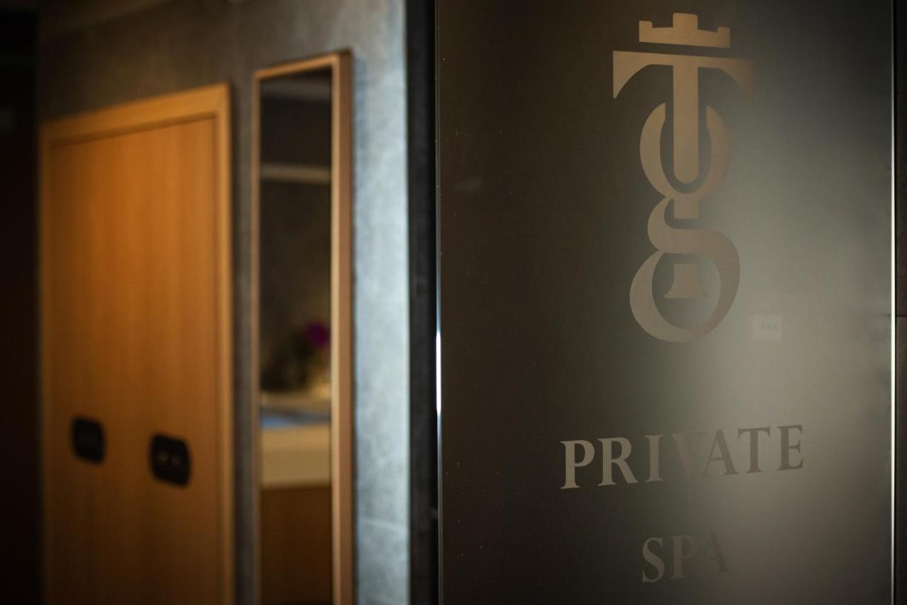 Gold Tower Lifestyle Hotel Napoli Esterno foto